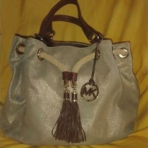 Large Michael kors bag